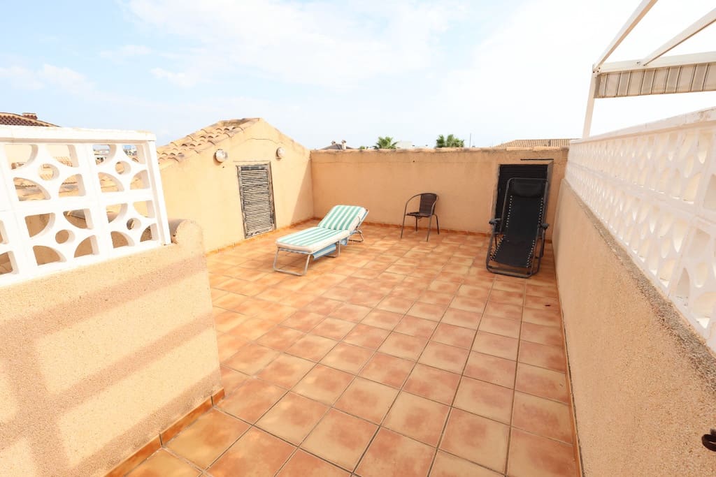 2 slaapkamer Appartement te koop in La Zenia met zwembad garage - € 165.000 (Ref: 10139127)