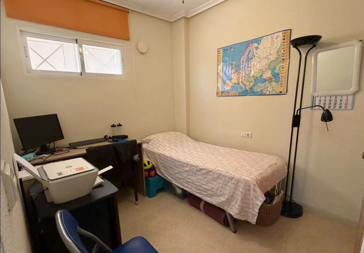 2 sypialnia Apartament na sprzedaż w Torrevieja z basenem - 199 000 € (Ref: 10139130)
