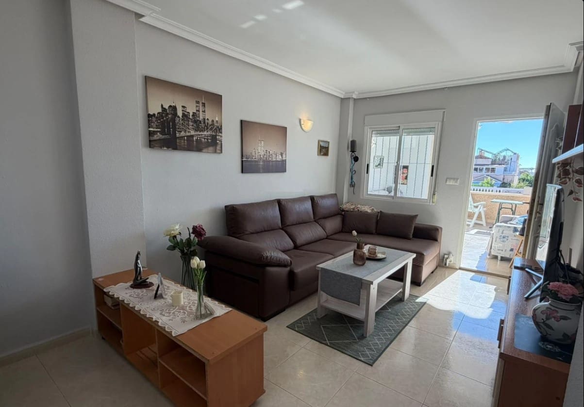 2 sypialnia Apartament na sprzedaż w Torrevieja z basenem - 199 000 € (Ref: 10139130)
