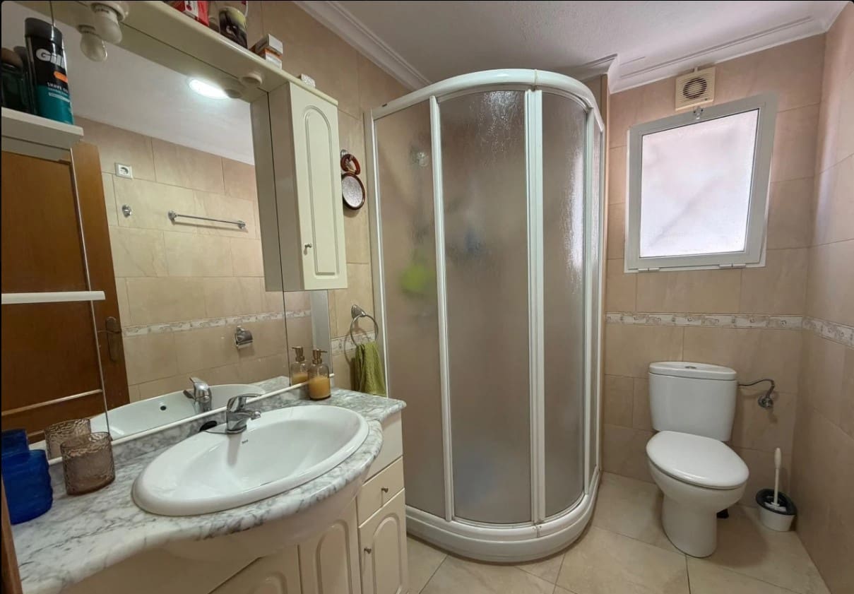 2 sypialnia Apartament na sprzedaż w Torrevieja z basenem - 199 000 € (Ref: 10139130)