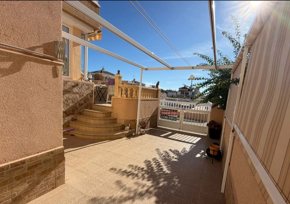 2 sypialnia Apartament na sprzedaż w Torrevieja z basenem - 199 000 € (Ref: 10139130)