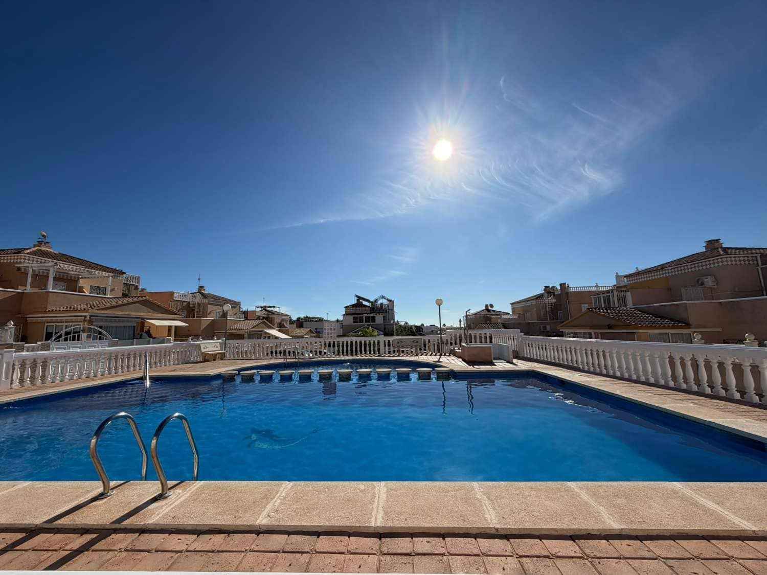 2 sypialnia Apartament na sprzedaż w Torrevieja z basenem - 199 000 € (Ref: 10139130)