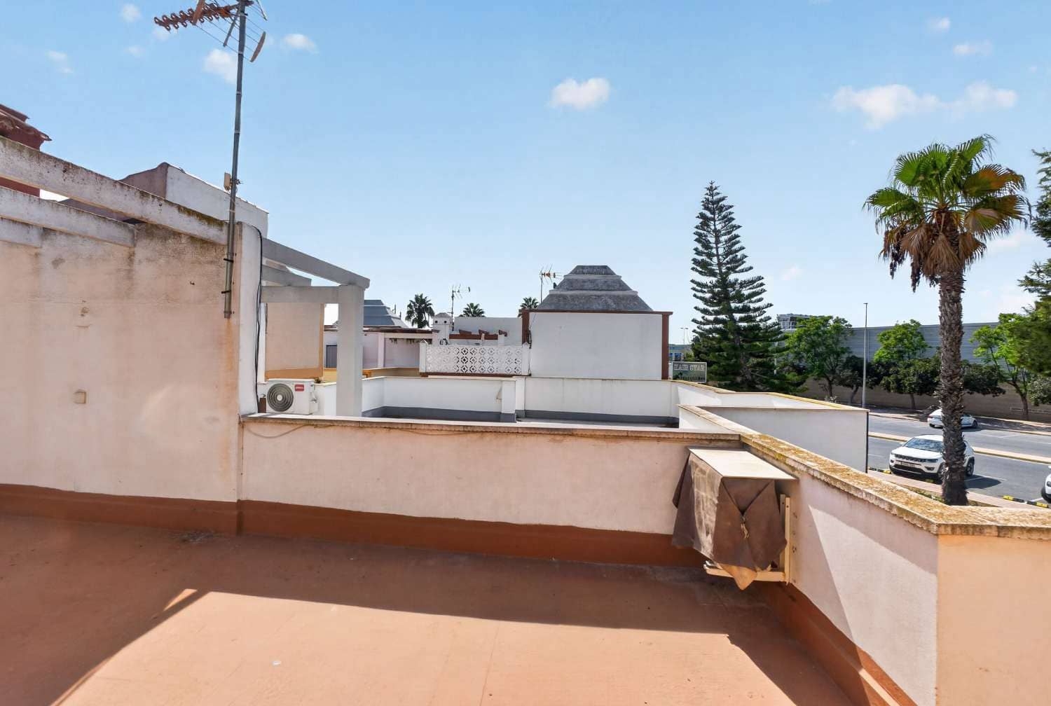 3 sypialnia Bungalow na sprzedaż w Torrevieja z basenem - 184 000 € (Ref: 10141799)