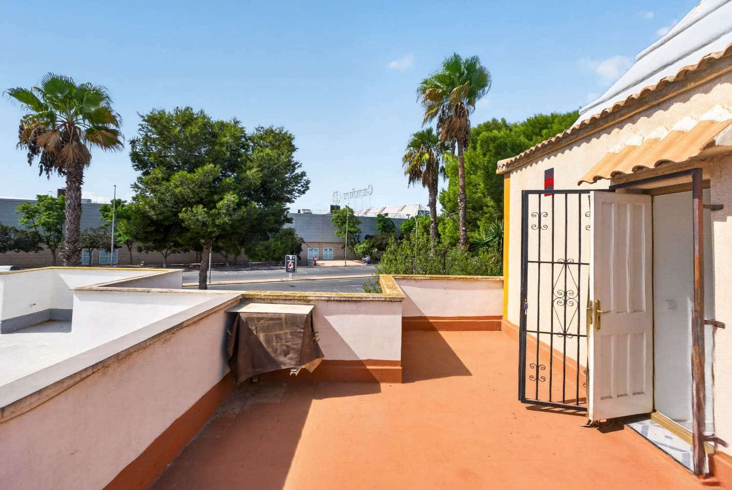 3 sypialnia Bungalow na sprzedaż w Torrevieja z basenem - 184 000 € (Ref: 10141799)