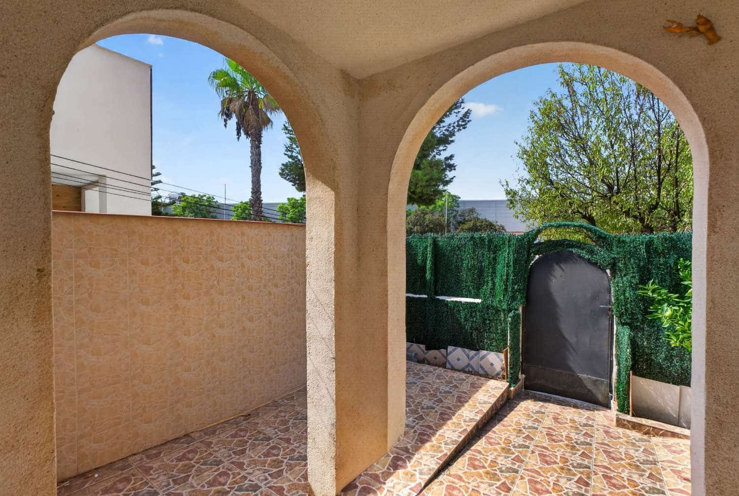 3 sypialnia Bungalow na sprzedaż w Torrevieja z basenem - 184 000 € (Ref: 10141799)