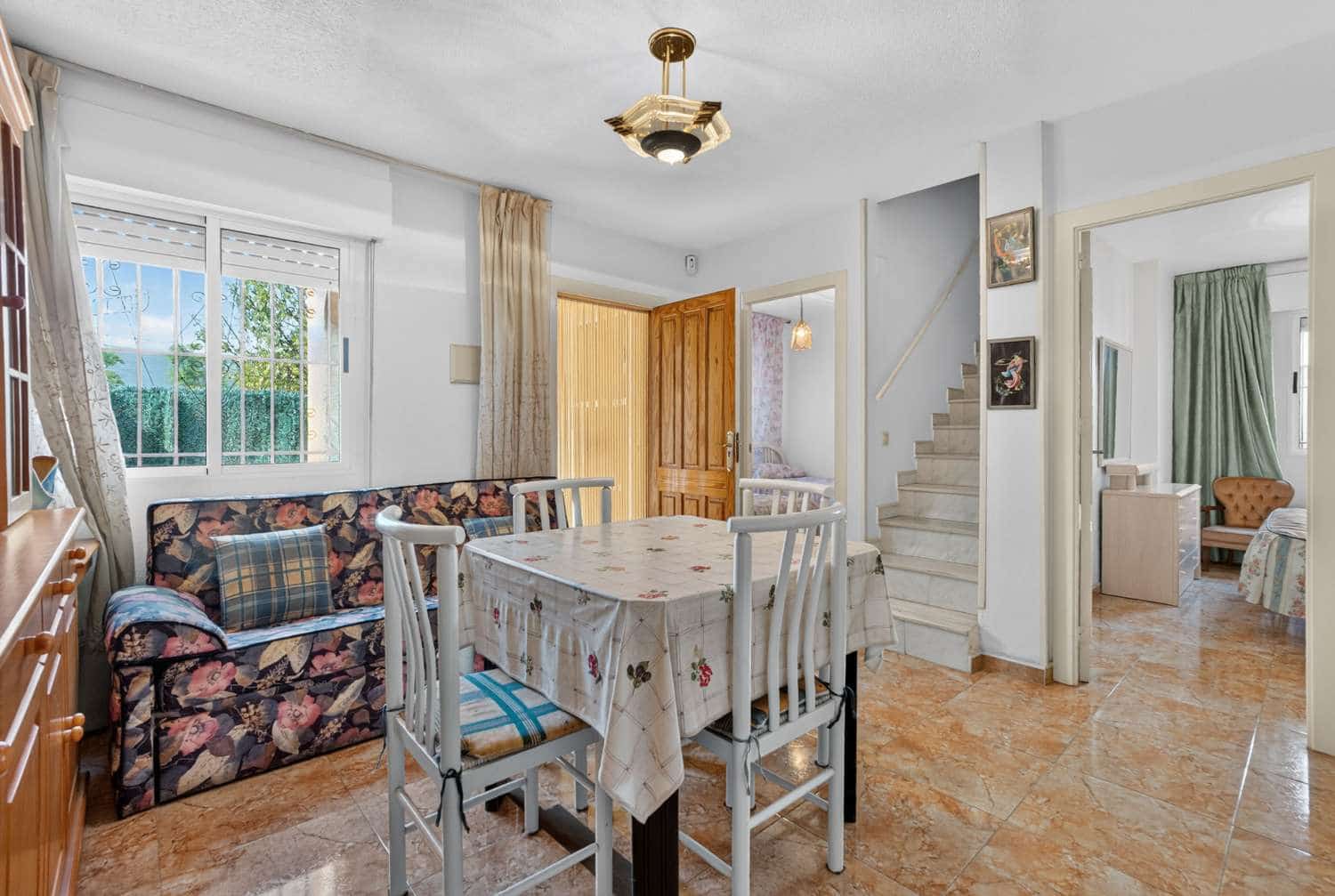 3 sypialnia Bungalow na sprzedaż w Torrevieja z basenem - 184 000 € (Ref: 10141799)