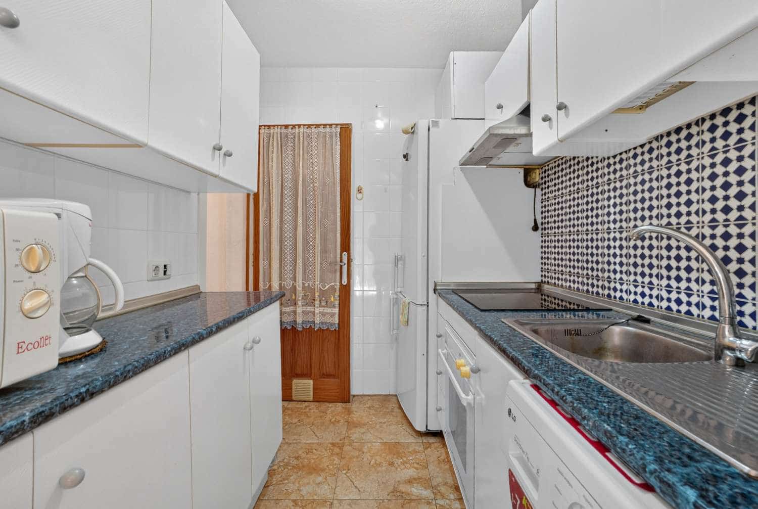 3 sypialnia Bungalow na sprzedaż w Torrevieja z basenem - 184 000 € (Ref: 10141799)