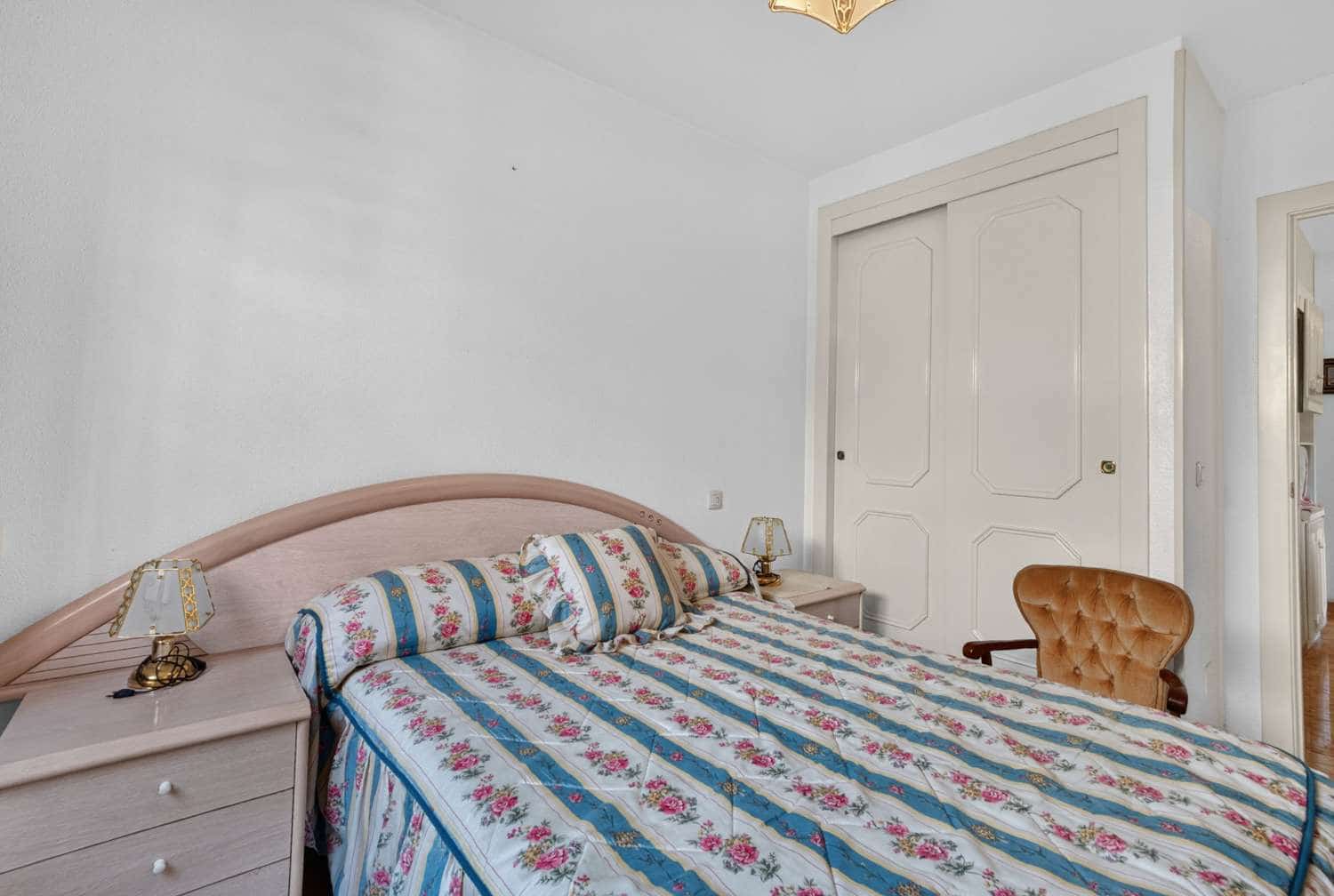 3 sypialnia Bungalow na sprzedaż w Torrevieja z basenem - 184 000 € (Ref: 10141799)