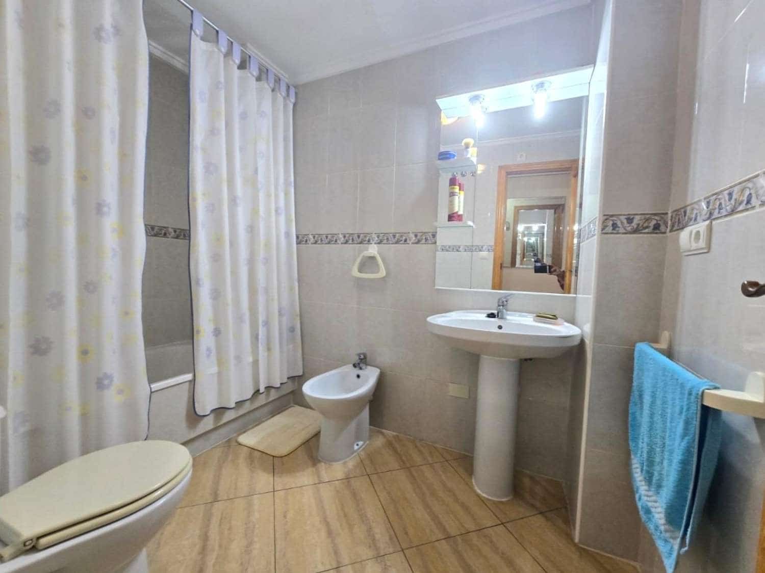 2 quarto Apartamento para venda em Torrevieja - 180 000 € (Ref: 10141800)
