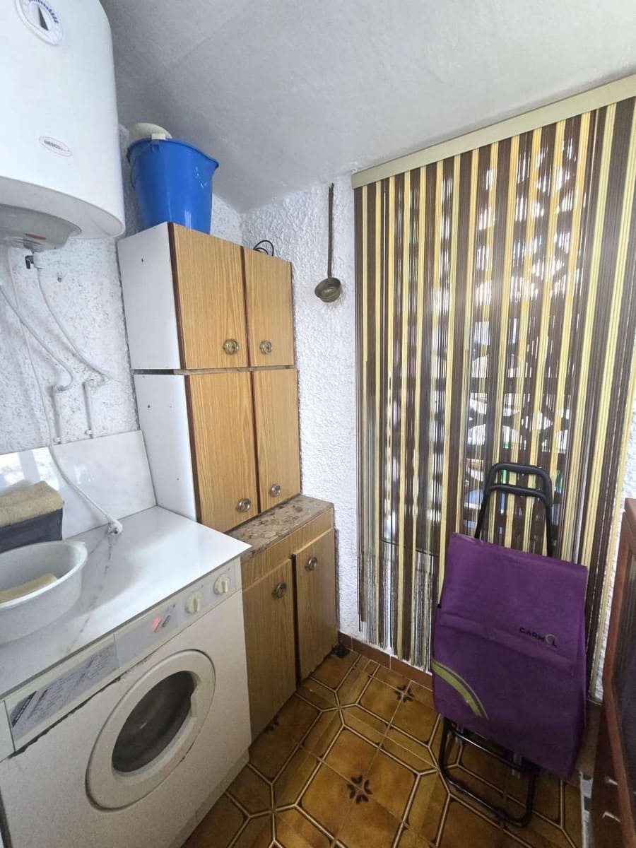2 soveværelse Lejlighed til salg i Torrevieja med swimmingpool - € 160.000 (Ref: 10146371)
