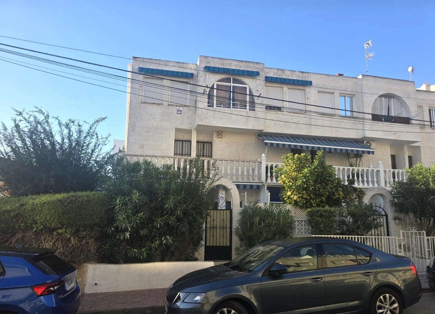 2 soveværelse Lejlighed til salg i Torrevieja med swimmingpool - € 160.000 (Ref: 10146371)