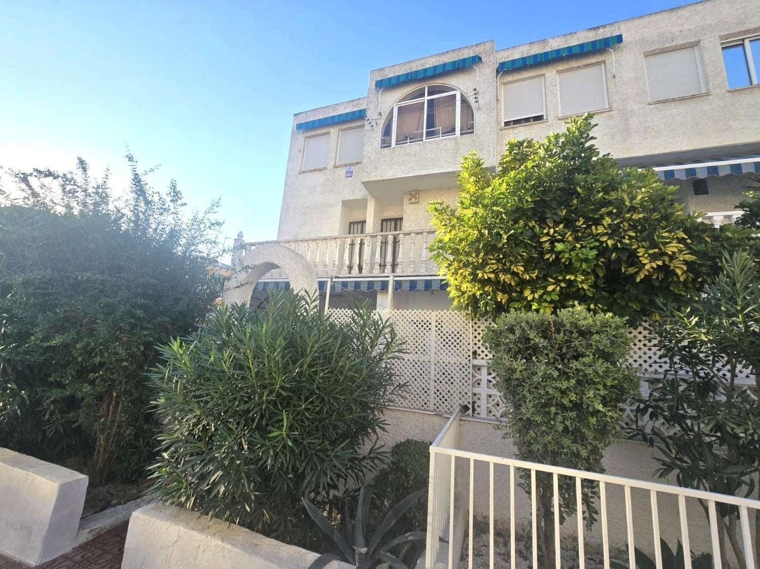 2 soveværelse Lejlighed til salg i Torrevieja med swimmingpool - € 160.000 (Ref: 10146371)