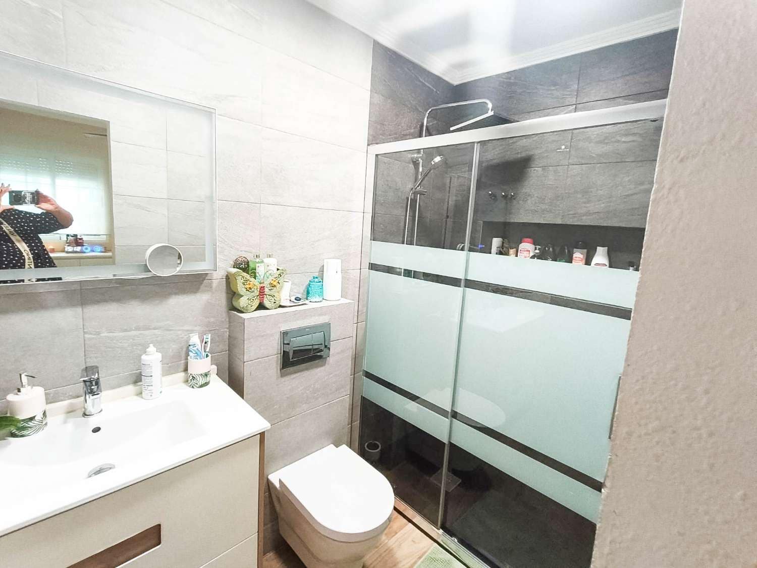 2 soveværelse Lejlighed til salg i Torrevieja med garage - € 210.000 (Ref: 10159184)