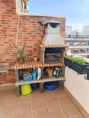 2 soveværelse Lejlighed til salg i Puerto Deportivo, Torrevieja med garage - € 210.000 (Ref: 10159184)