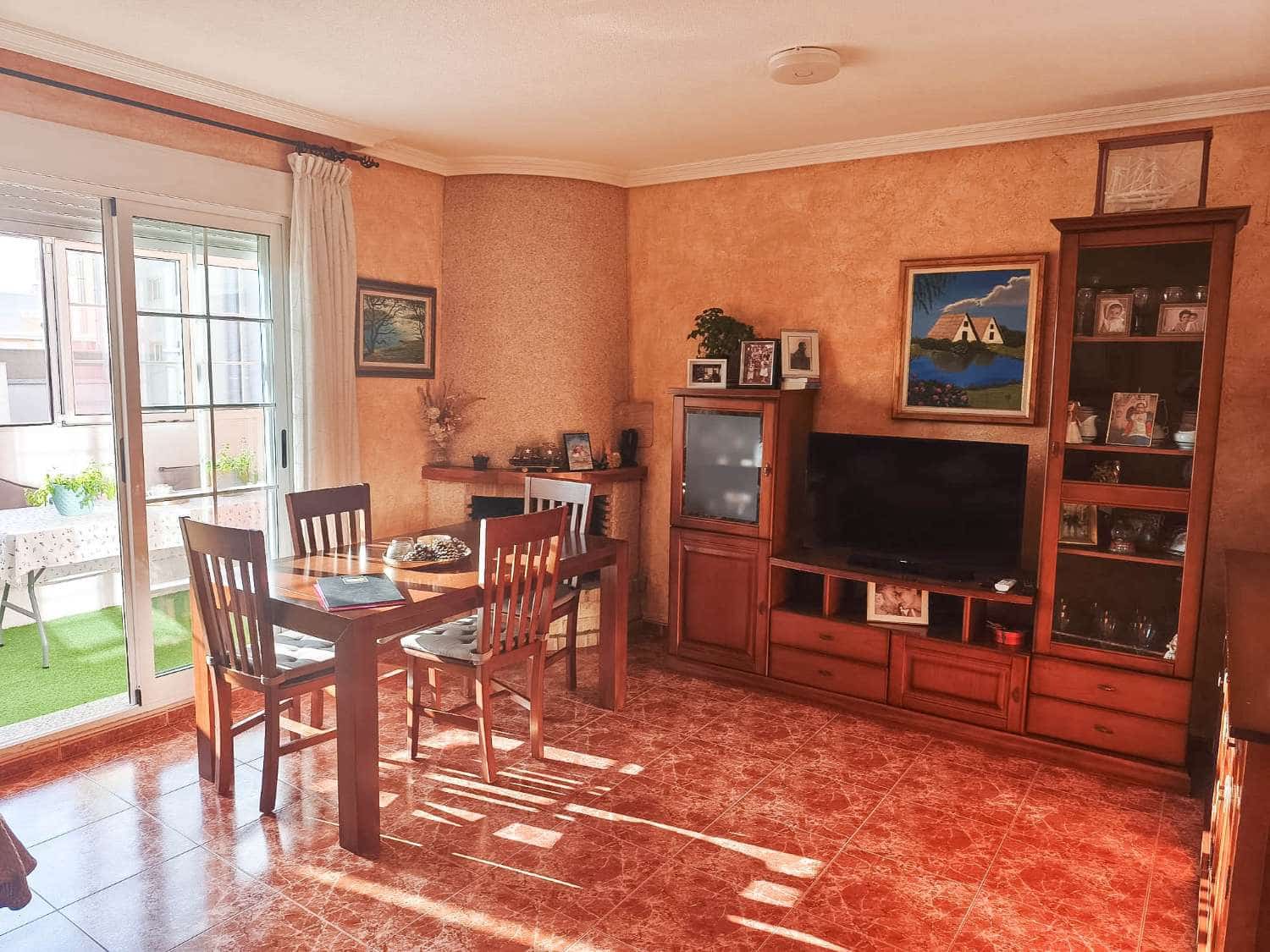 2 soveværelse Lejlighed til salg i Torrevieja med garage - € 210.000 (Ref: 10159184)