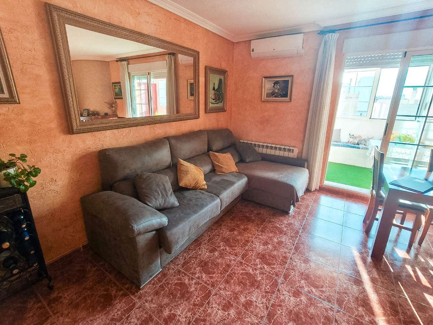 2 soveværelse Lejlighed til salg i Torrevieja med garage - € 210.000 (Ref: 10159184)