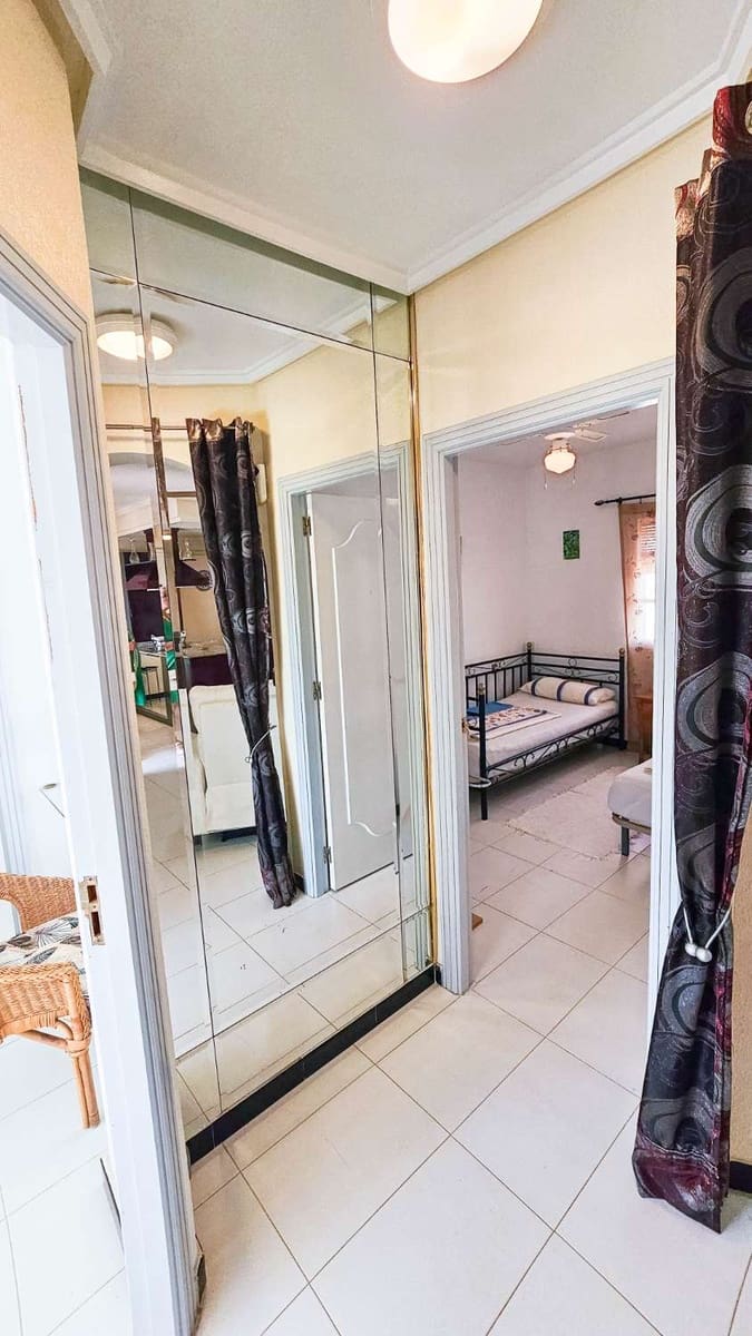 2 slaapkamer Appartement te koop in Torrevieja met zwembad - € 175.000 (Ref: 10159185)