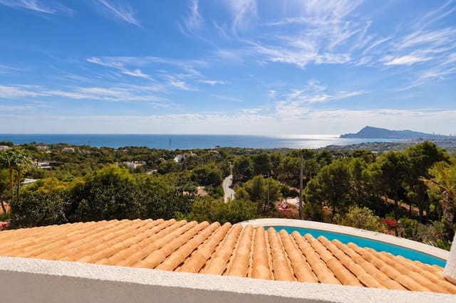 3 soveværelse Villa til salg i Altea med swimmingpool garage - € 1.150.000 (Ref: 10164719)