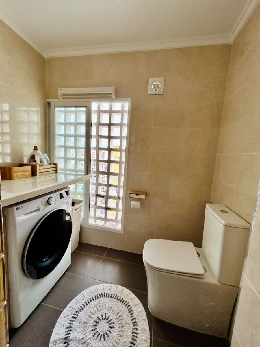 3 chambre Appartement à vendre à Torrevieja avec piscine - 279 000 € (Ref: 10164721)