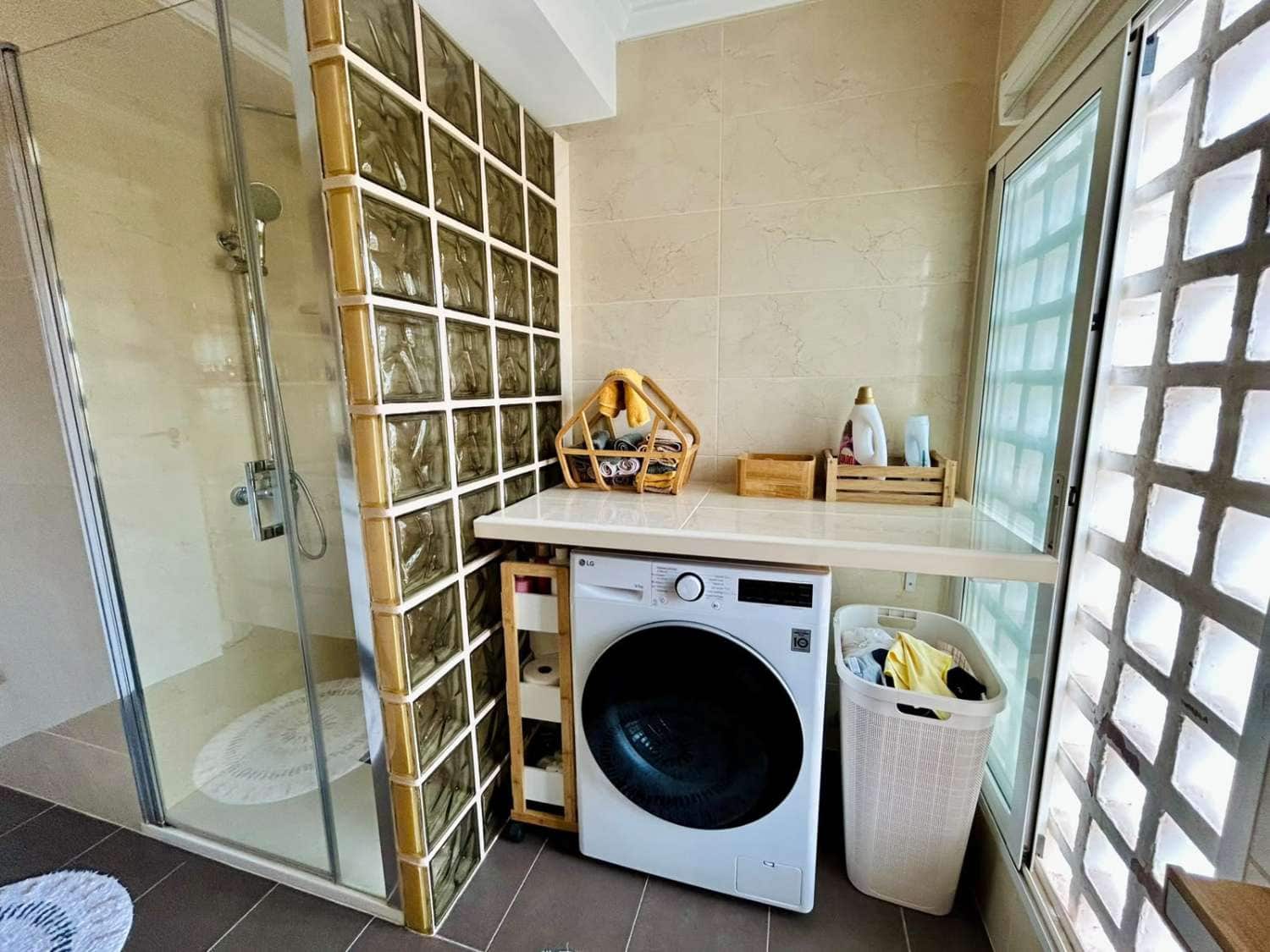 3 chambre Appartement à vendre à Torrevieja avec piscine - 279 000 € (Ref: 10164721)