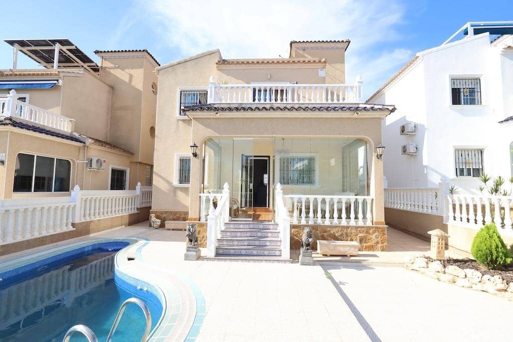 3 soveværelse Villa til salg i Orihuela Costa med swimmingpool garage - € 360.000 (Ref: 10166226)