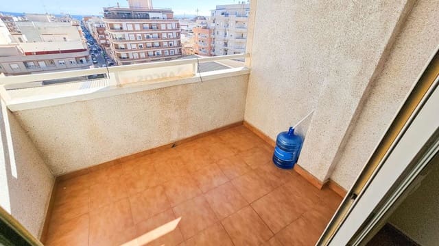 2 soveværelse Lejlighed til salg i El Molino, Torrevieja med swimmingpool - € 130.000 (Ref: 10168306)