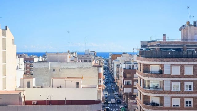 2 soveværelse Lejlighed til salg i El Molino, Torrevieja med swimmingpool - € 130.000 (Ref: 10168306)