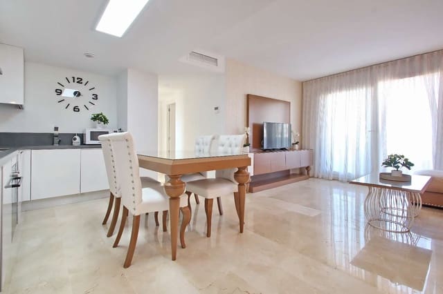 3 chambre Appartement à vendre à Punta Prima, Orihuela avec piscine garage - 399 000 € (Ref: 10176897)