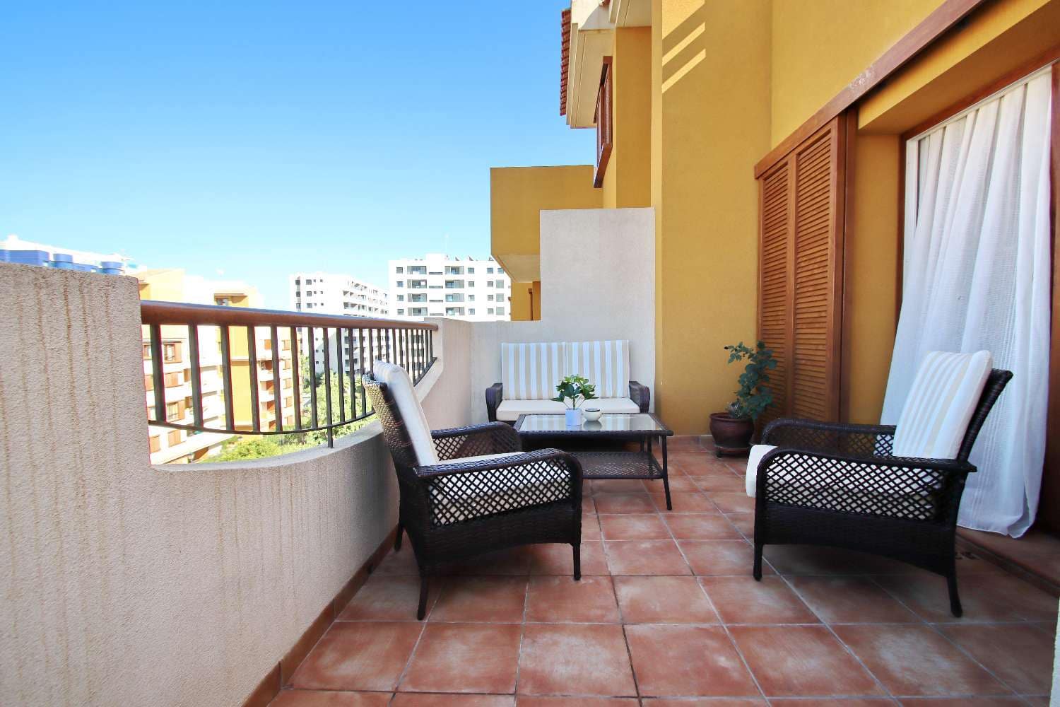 3 chambre Appartement à vendre à Orihuela Costa avec piscine garage - 399 000 € (Ref: 10176897)