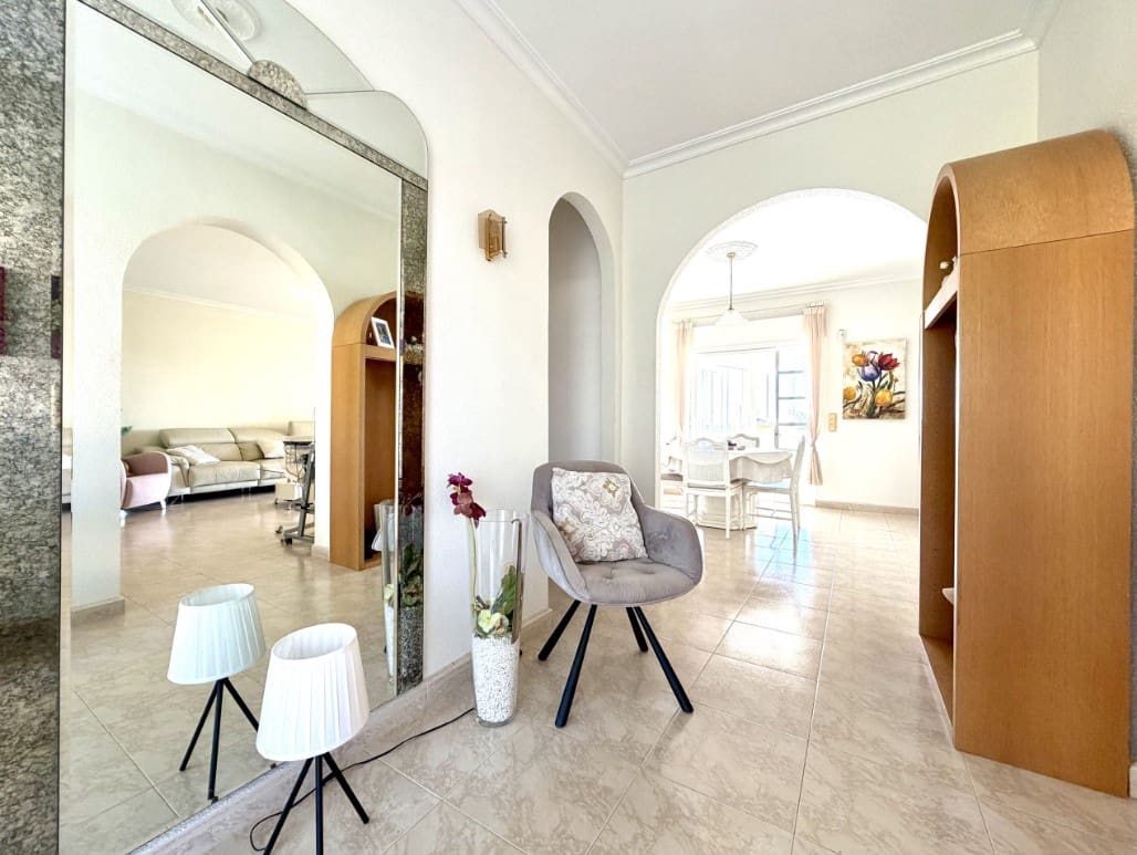 4 slaapkamer Villa te koop in Ciudad Quesada met zwembad garage - € 690.000 (Ref: 10179966)