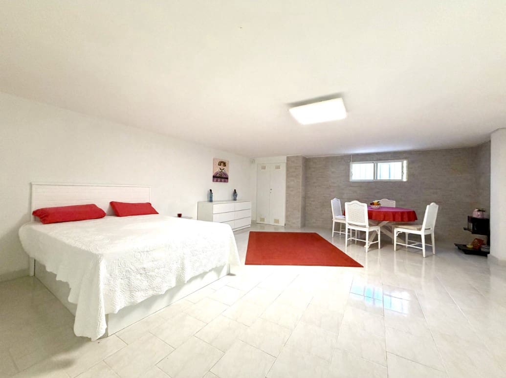 4 slaapkamer Villa te koop in Ciudad Quesada met zwembad garage - € 690.000 (Ref: 10179966)