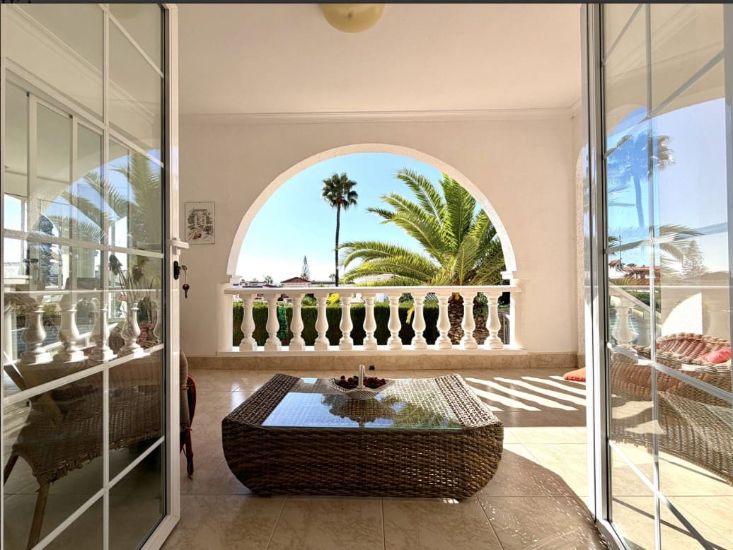 4 slaapkamer Villa te koop in Ciudad Quesada met zwembad garage - € 690.000 (Ref: 10179966)