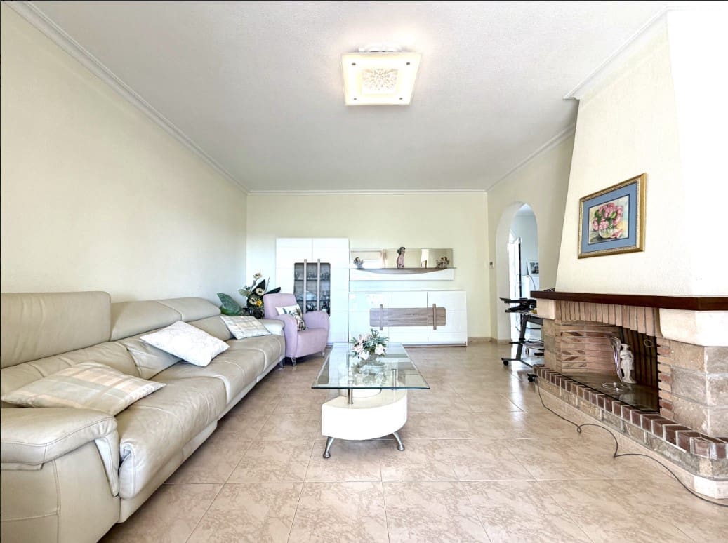 4 slaapkamer Villa te koop in Ciudad Quesada met zwembad garage - € 690.000 (Ref: 10179966)