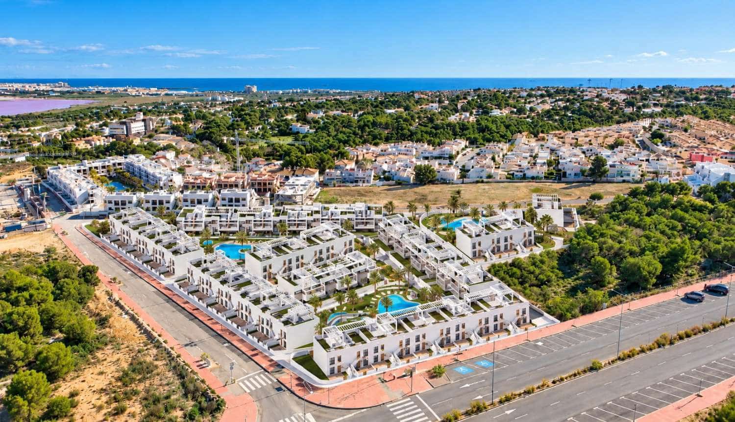 2 soveværelse Lejlighed til salg i Torrevieja med swimmingpool garage - € 359.990 (Ref: 10179969)