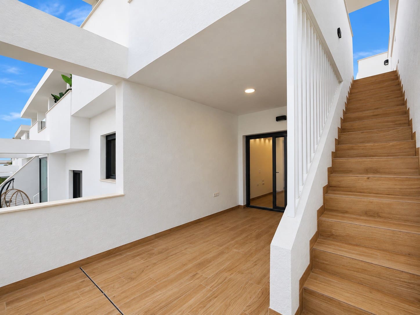2 soveværelse Lejlighed til salg i Torrevieja med swimmingpool garage - € 359.990 (Ref: 10179969)