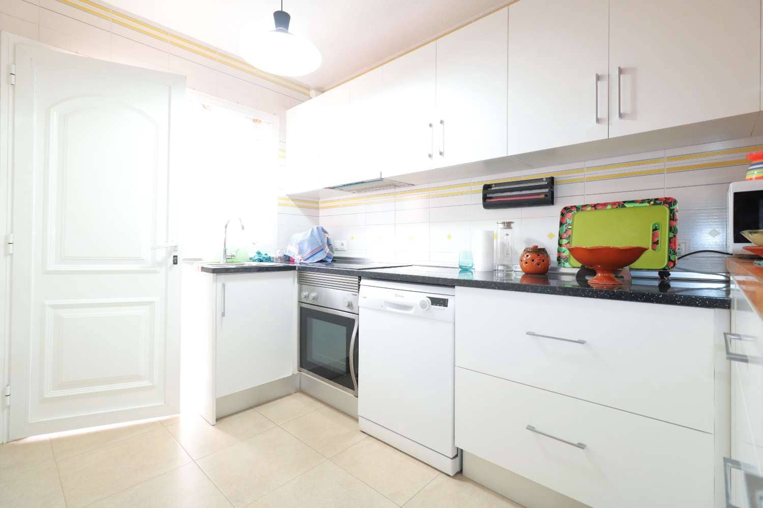 3 sovrum Bungalow till salu i Torrevieja - 196 000 € (Ref: 3745530)