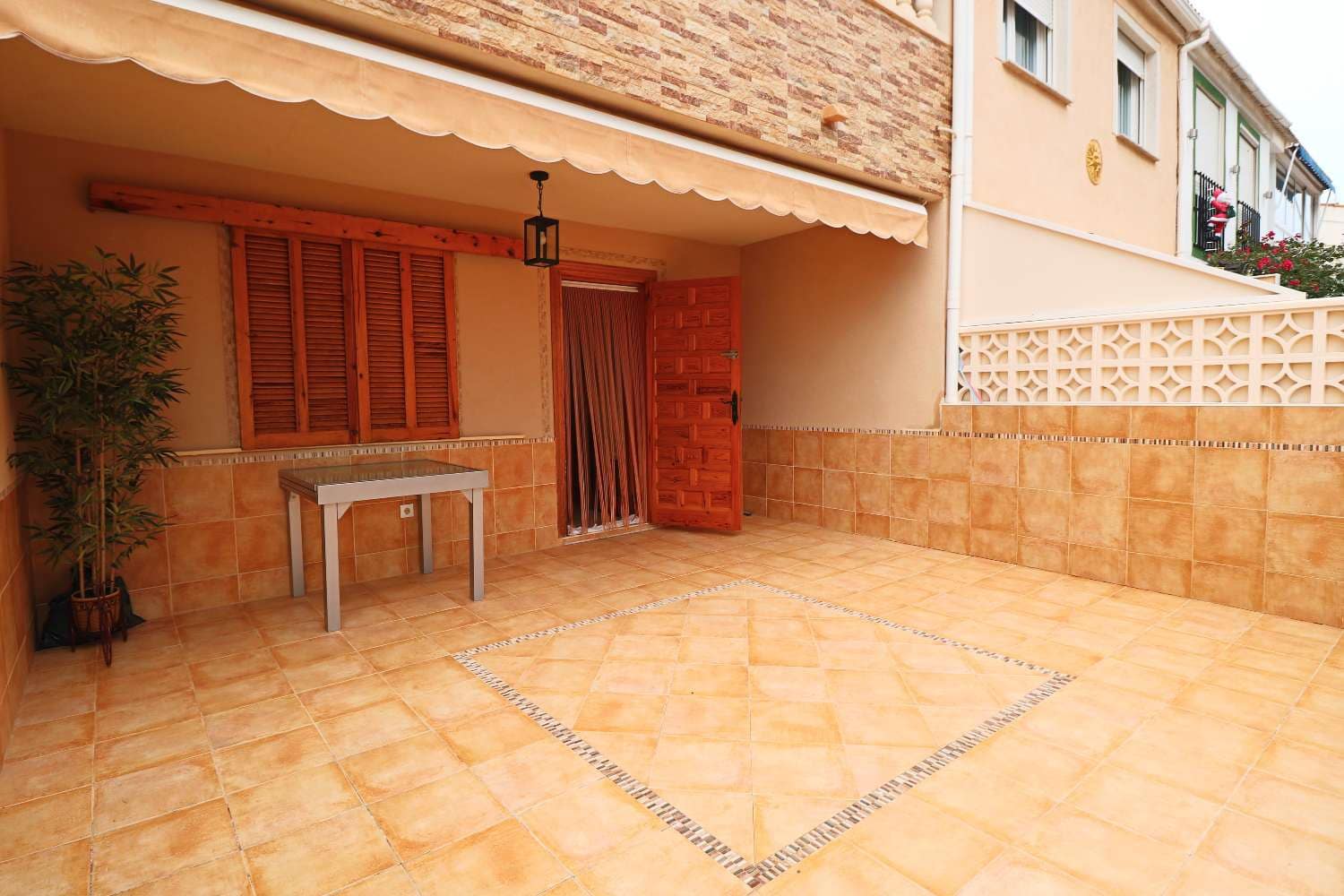 3 sovrum Bungalow till salu i Torrevieja - 196 000 € (Ref: 3745530)