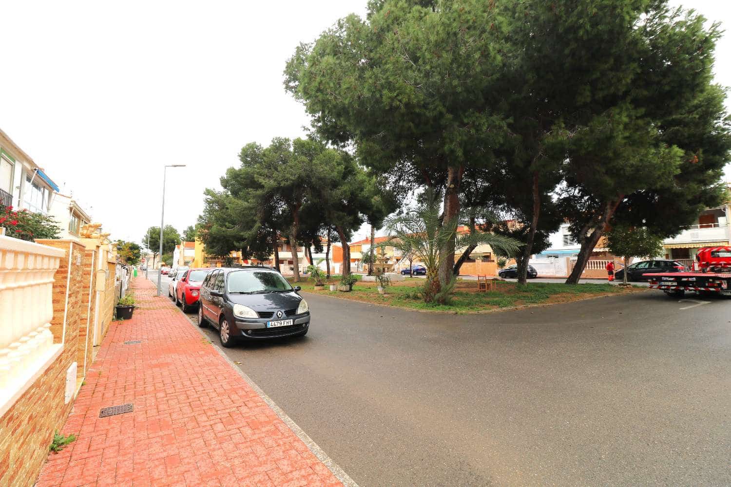 3 sovrum Bungalow till salu i Torrevieja - 196 000 € (Ref: 3745530)