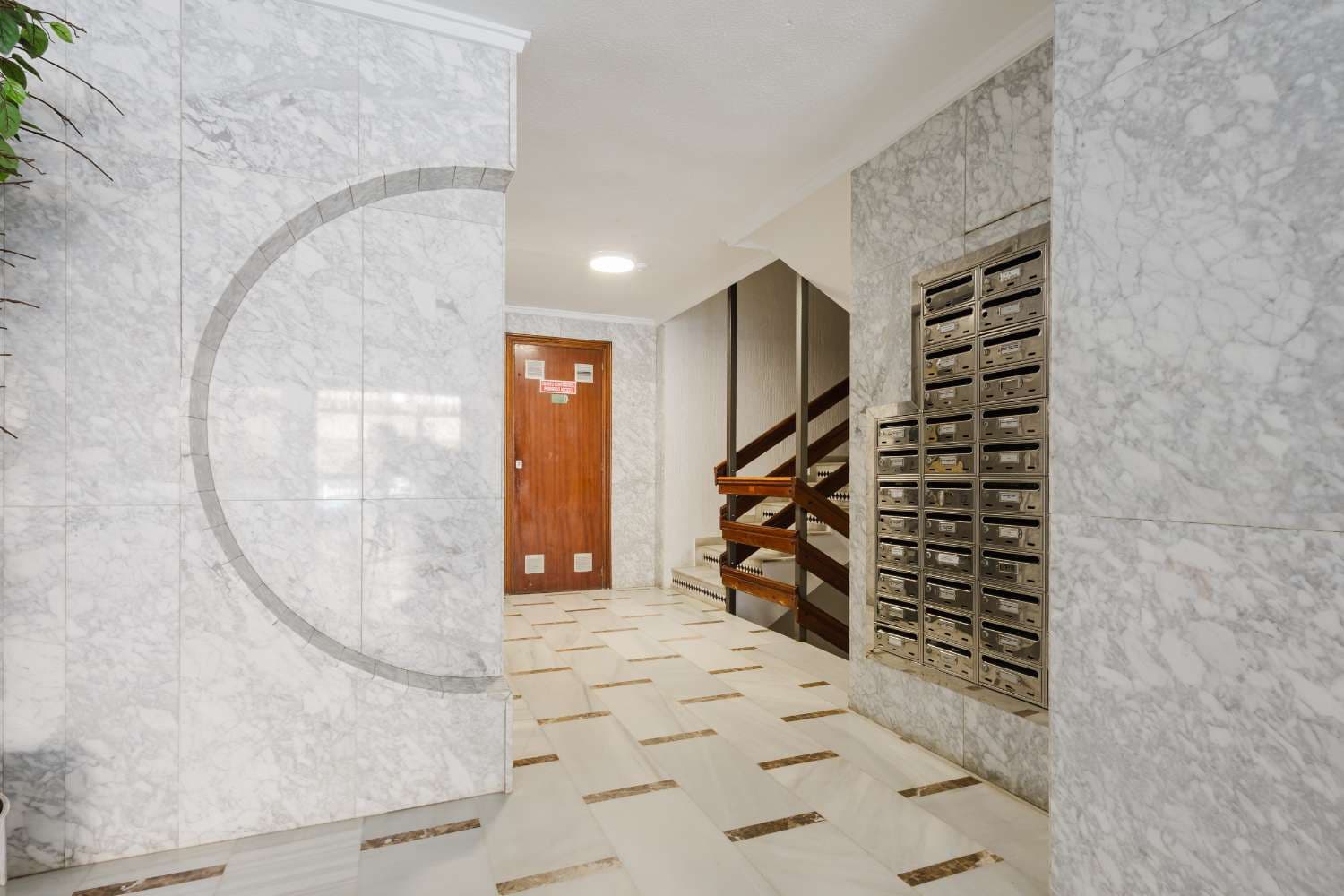 3 Zimmer Apartment zu verkaufen in Torrevieja mit Pool - 249.500 € (Ref: 3745540)