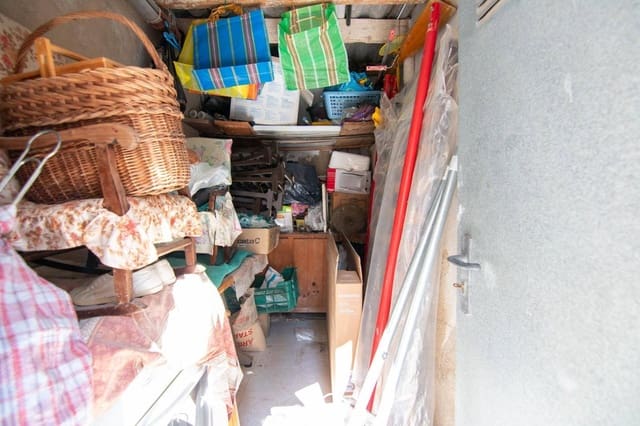 4 quarto Moradia em Banda para venda em Centro - Muelle Pesquero, Torrevieja - 255 000 € (Ref: 8207221)