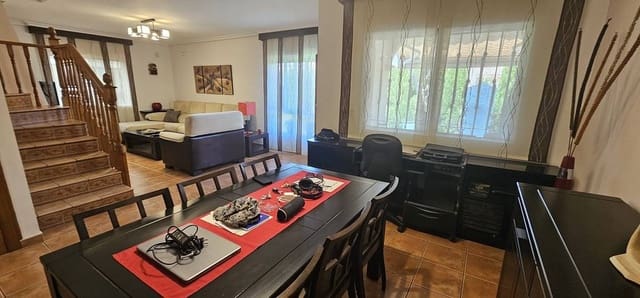 3 soverom Bungalow til salgs i La Zenia, Orihuela med svømmebasseng - € 299 000 (Ref: 8207287)