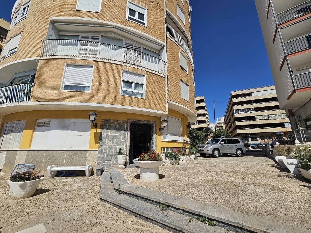 Erhverv til salg i Torrevieja - € 465.000 (Ref: 8207326)