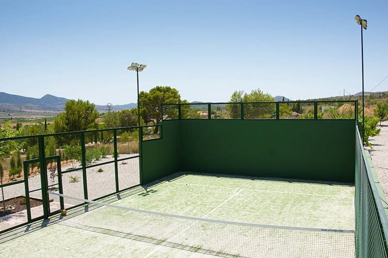 5 makuuhuone Huvila myytävänä paikassa Hondon de las Nieves mukana uima-altaan - 1 799 000 € (Ref: 8207371)