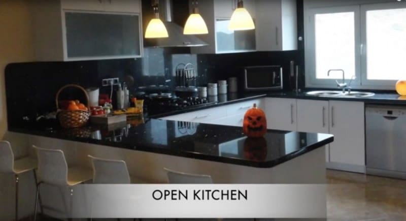 5 makuuhuone Huvila myytävänä paikassa Hondon de las Nieves mukana uima-altaan - 1 799 000 € (Ref: 8207371)