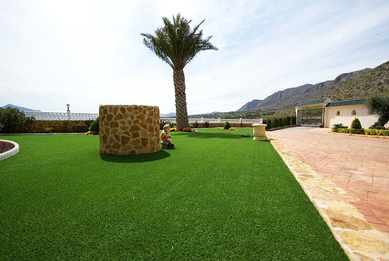 5 makuuhuone Huvila myytävänä paikassa Hondon de las Nieves mukana uima-altaan - 1 799 000 € (Ref: 8207371)