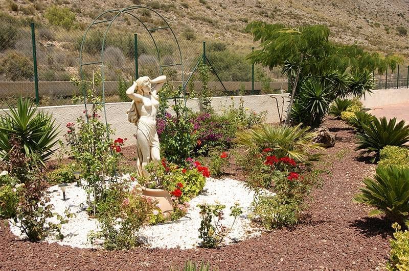 5 makuuhuone Huvila myytävänä paikassa Hondon de las Nieves mukana uima-altaan - 1 799 000 € (Ref: 8207371)