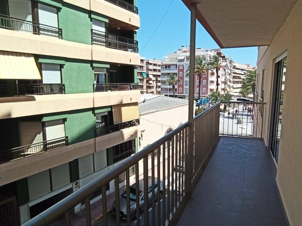 4 soveværelse Strandlejlighed til salg i Torrevieja - € 378.000 (Ref: 8207383)