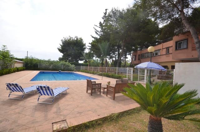 6 soveværelse Villa til salg i Torrevieja med swimmingpool - € 690.000 (Ref: 8207391)