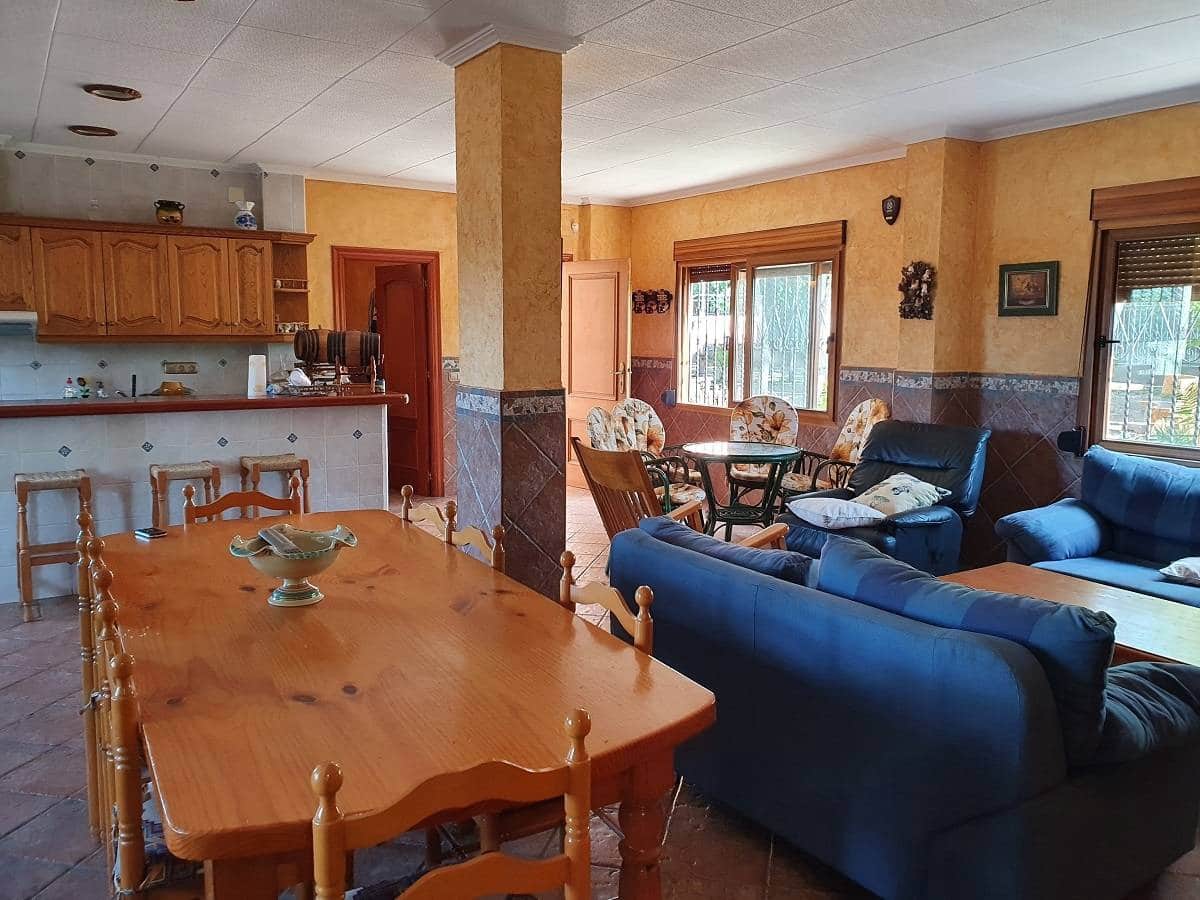 6 soveværelse Villa til salg i Torrevieja med swimmingpool - € 690.000 (Ref: 8207391)