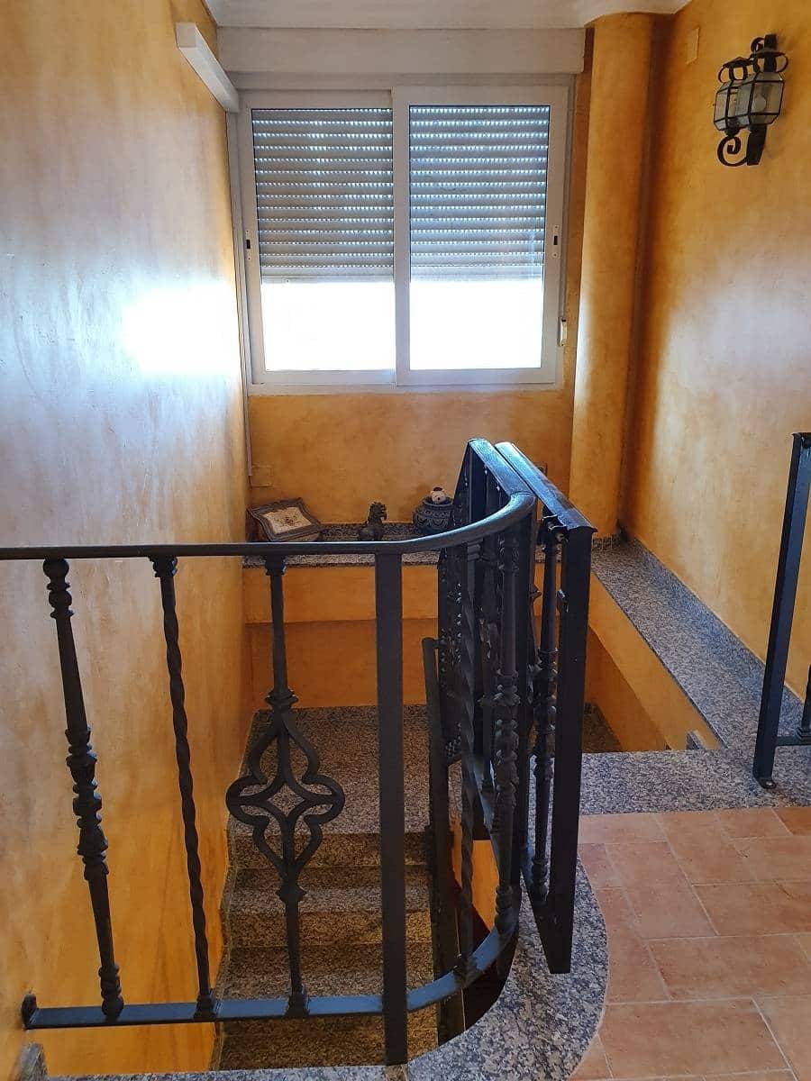 6 soveværelse Villa til salg i Torrevieja med swimmingpool - € 690.000 (Ref: 8207391)